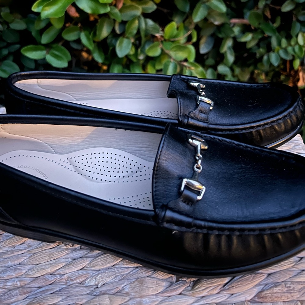 SAS Metro - Leather Loafer Size 10.5